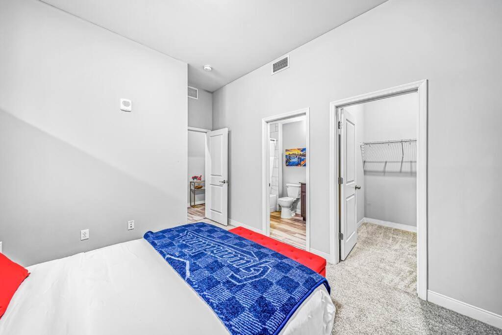 2Br Unit In The Heart Of Dt With View Of Playhouse Square, Pool & Gym Access- 305 Cleveland Exterior foto