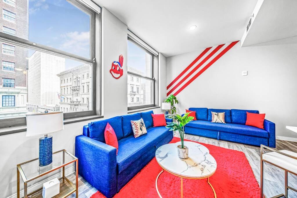 2Br Unit In The Heart Of Dt With View Of Playhouse Square, Pool & Gym Access- 305 Cleveland Exterior foto