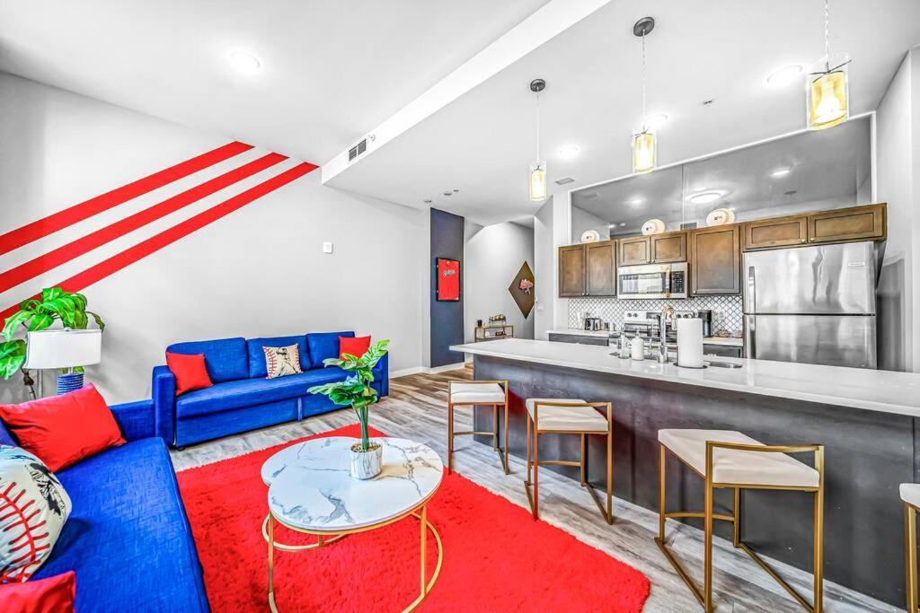 2Br Unit In The Heart Of Dt With View Of Playhouse Square, Pool & Gym Access- 305 Cleveland Exterior foto