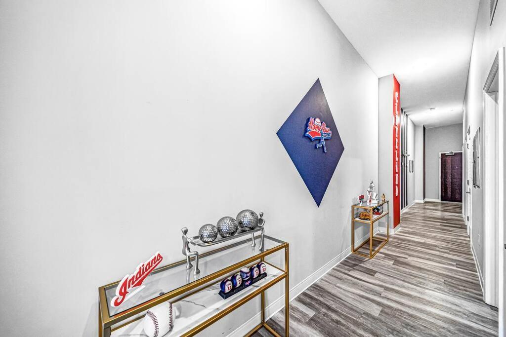 2Br Unit In The Heart Of Dt With View Of Playhouse Square, Pool & Gym Access- 305 Cleveland Exterior foto