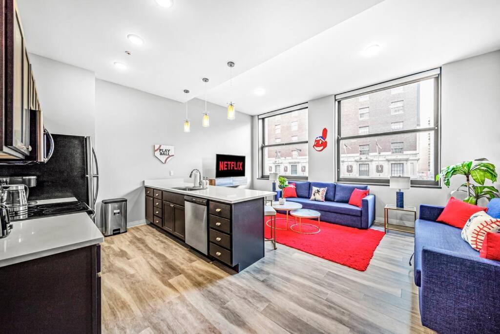 2Br Unit In The Heart Of Dt With View Of Playhouse Square, Pool & Gym Access- 305 Cleveland Exterior foto